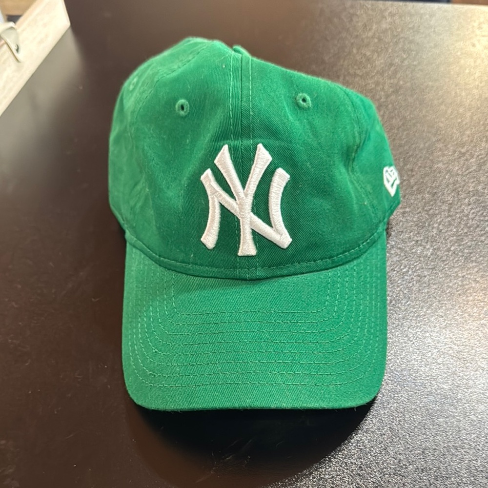 NEW YORK YANKEES HAT